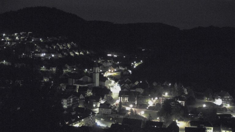 Dieses Bild zeigt eine Webcam-Aufnahme von Ottenhöfen, aufgenommen am Dienstag, den 05.05.2026 um 04:30 Uhr