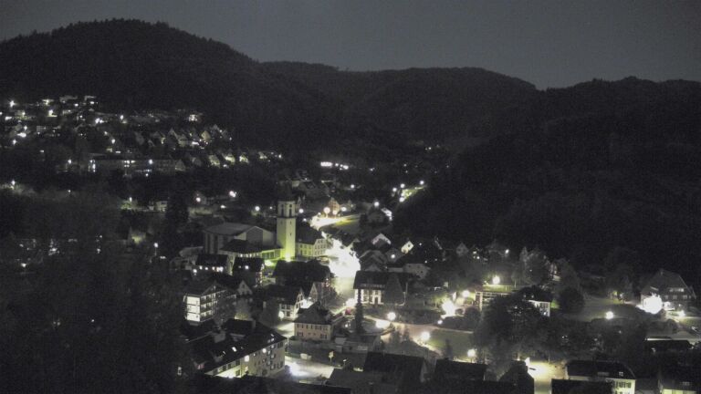 Dieses Bild zeigt eine Webcam-Aufnahme von Ottenhöfen, aufgenommen am Mittwoch, den 29.04.2026 um 22:30 Uhr