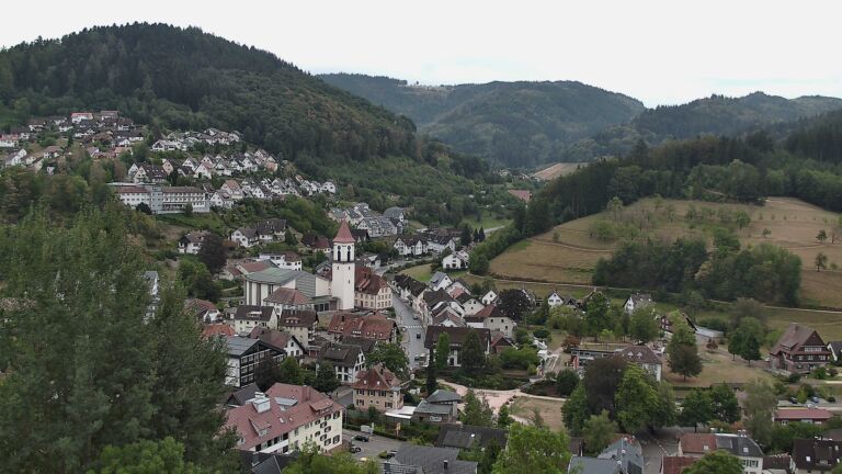Dieses Bild zeigt eine Webcam-Aufnahme von Ottenhöfen, aufgenommen am Dienstag, den 25.08.2026 um 11:40 Uhr