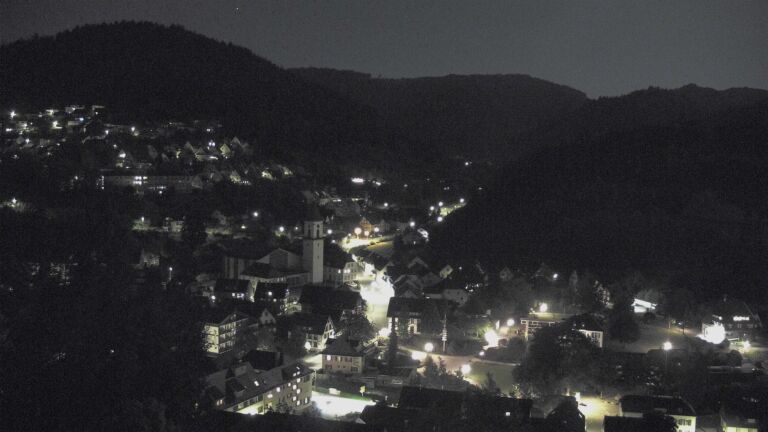 Dieses Bild zeigt eine Webcam-Aufnahme von Ottenhöfen, aufgenommen am Mittwoch, den 27.05.2026 um 23:30 Uhr