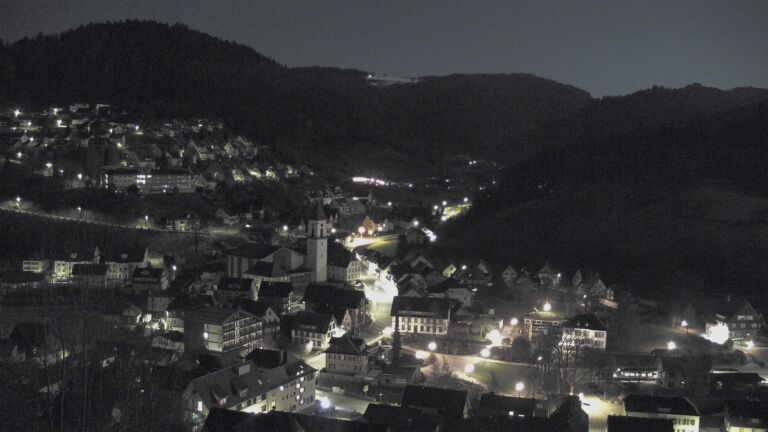 Dieses Bild zeigt eine Webcam-Aufnahme von Ottenhöfen, aufgenommen am Donnerstag, den 02.04.2026 um 04:00 Uhr