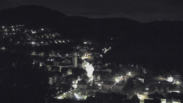 Dieses Bild zeigt eine Webcam-Aufnahme von Ottenhöfen, aufgenommen am Freitag, den 04.09.2026 um 01:00 Uhr