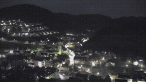 Dieses Bild zeigt eine Webcam-Aufnahme von Ottenhöfen, aufgenommen am Samstag, den 11.04.2026 um 21:00 Uhr