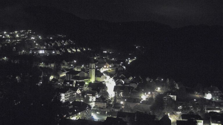 Dieses Bild zeigt eine Webcam-Aufnahme von Ottenhöfen, aufgenommen am Donnerstag, den 08.10.2026 um 21:30 Uhr