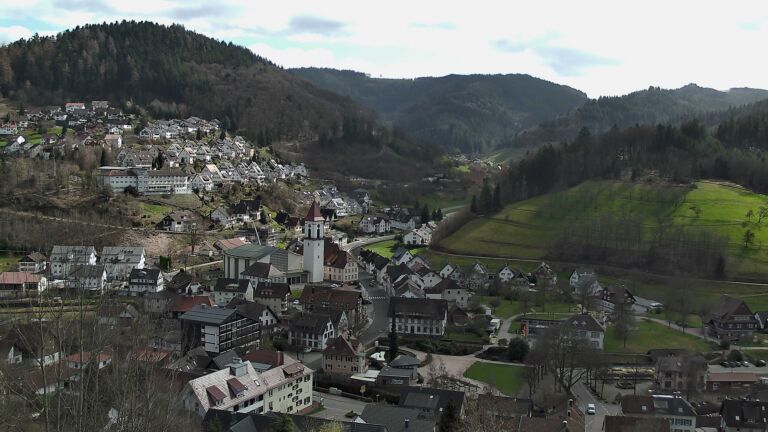 Dieses Bild zeigt eine Webcam-Aufnahme von Ottenhöfen, aufgenommen am Donnerstag, den 12.03.2026 um 14:00 Uhr