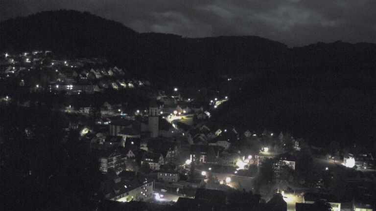 Dieses Bild zeigt eine Webcam-Aufnahme von Ottenhöfen, aufgenommen am Samstag, den 24.10.2026 um 01:30 Uhr
