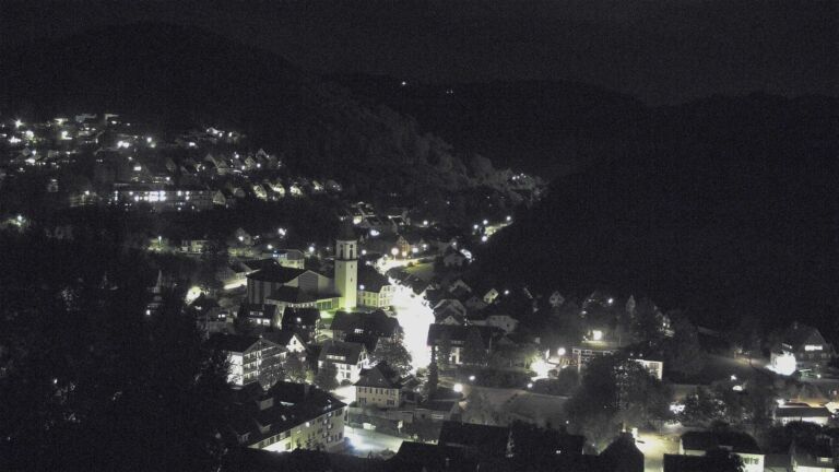 Dieses Bild zeigt eine Webcam-Aufnahme von Ottenhöfen, aufgenommen am Samstag, den 10.10.2026 um 20:40 Uhr