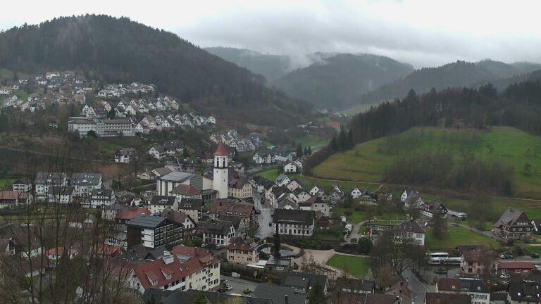 Dieses Bild zeigt eine Webcam-Aufnahme von Ottenhöfen, aufgenommen am Mittwoch, den 25.03.2026 um 12:10 Uhr