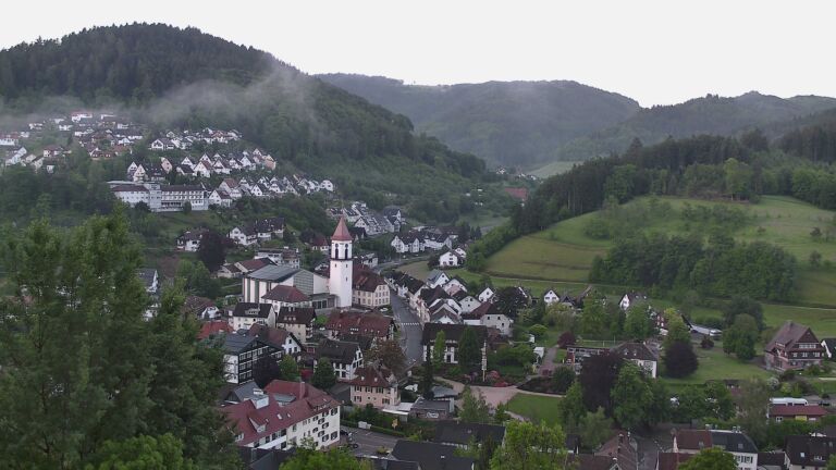 Dieses Bild zeigt eine Webcam-Aufnahme von Ottenhöfen, aufgenommen am Donnerstag, den 21.05.2026 um 06:00 Uhr