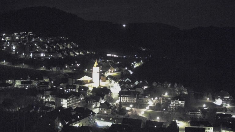 Dieses Bild zeigt eine Webcam-Aufnahme von Ottenhöfen, aufgenommen am Montag, den 06.04.2026 um 22:00 Uhr