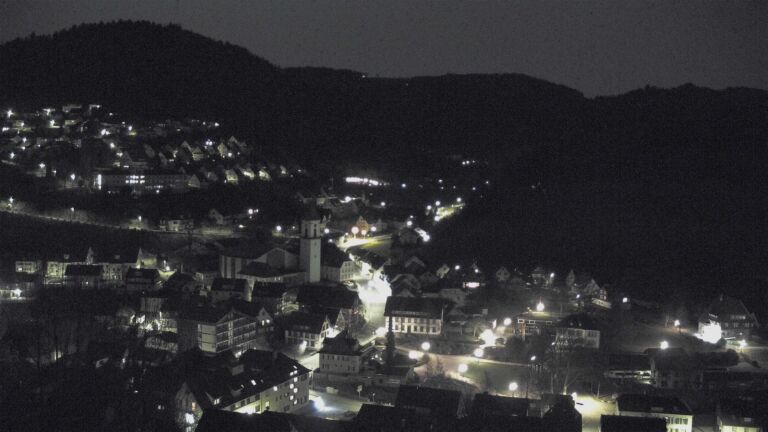 Dieses Bild zeigt eine Webcam-Aufnahme von Ottenhöfen, aufgenommen am Donnerstag, den 05.03.2026 um 23:30 Uhr