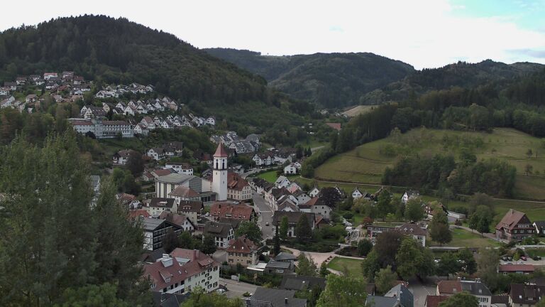 Dieses Bild zeigt eine Webcam-Aufnahme von Ottenhöfen, aufgenommen am Freitag, den 11.09.2026 um 09:20 Uhr