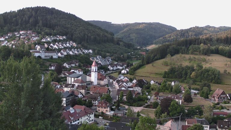 Dieses Bild zeigt eine Webcam-Aufnahme von Ottenhöfen, aufgenommen am Montag, den 20.07.2026 um 06:40 Uhr