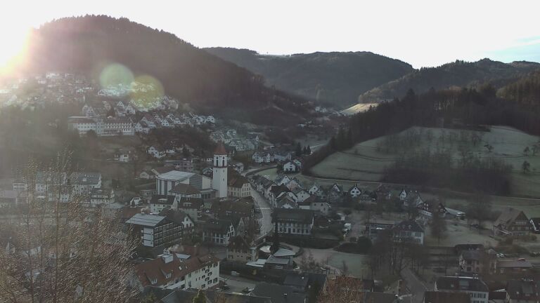 Dieses Bild zeigt eine Webcam-Aufnahme von Ottenhöfen, aufgenommen am Dienstag, den 27.01.2026 um 09:10 Uhr