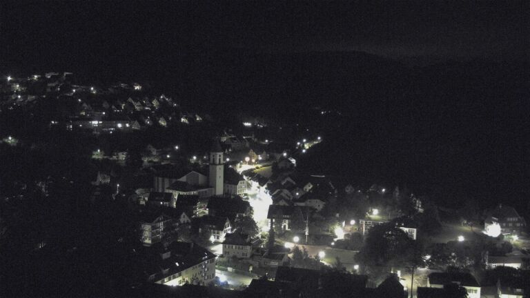 Dieses Bild zeigt eine Webcam-Aufnahme von Ottenhöfen, aufgenommen am Samstag, den 13.06.2026 um 00:30 Uhr