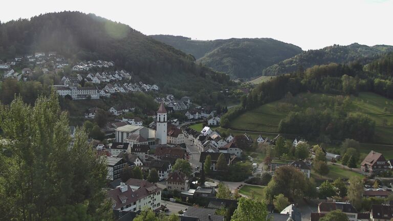 Dieses Bild zeigt eine Webcam-Aufnahme von Ottenhöfen, aufgenommen am Dienstag, den 13.10.2026 um 10:20 Uhr