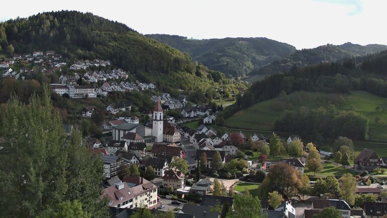 Dieses Bild zeigt eine Webcam-Aufnahme von Ottenhöfen, aufgenommen am Donnerstag, den 22.10.2026 um 15:40 Uhr