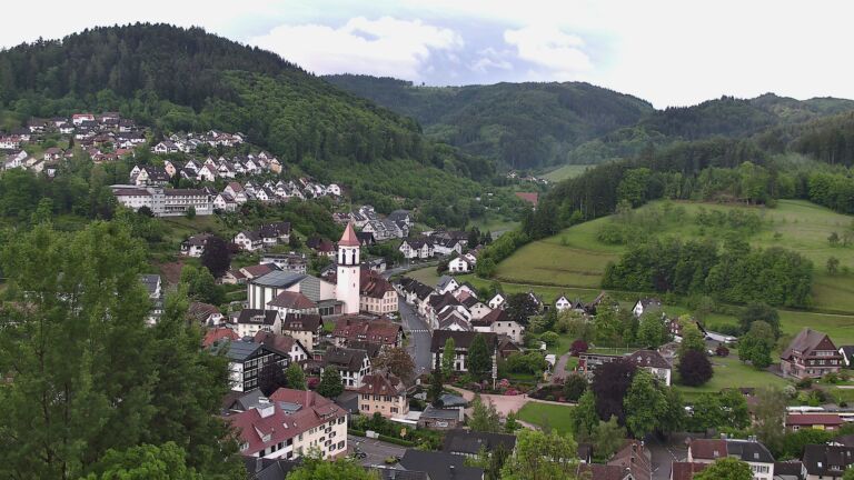 Dieses Bild zeigt eine Webcam-Aufnahme von Ottenhöfen, aufgenommen am Mittwoch, den 20.05.2026 um 06:40 Uhr