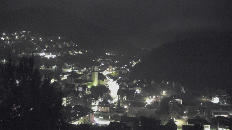 Dieses Bild zeigt eine Webcam-Aufnahme von Ottenhöfen, aufgenommen am Montag, den 19.10.2026 um 06:50 Uhr