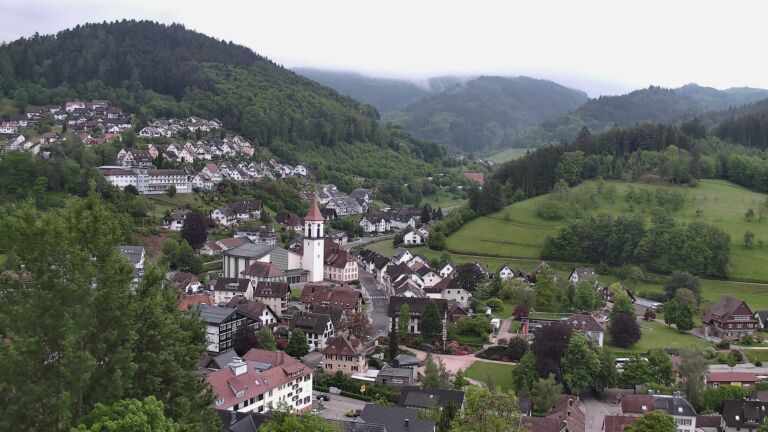 Dieses Bild zeigt eine Webcam-Aufnahme von Ottenhöfen, aufgenommen am Samstag, den 16.05.2026 um 06:50 Uhr