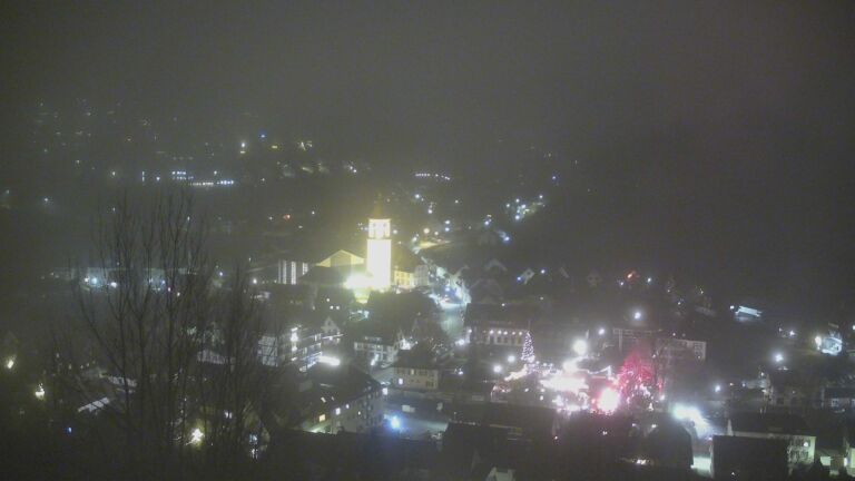 Dieses Bild zeigt eine Webcam-Aufnahme von Ottenhöfen, aufgenommen am Samstag, den 13.12.2025 um 18:10 Uhr