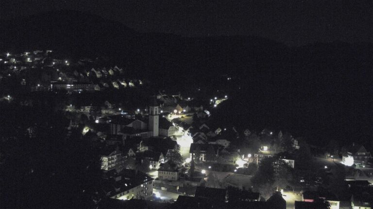 Dieses Bild zeigt eine Webcam-Aufnahme von Ottenhöfen, aufgenommen am Dienstag, den 13.10.2026 um 04:30 Uhr