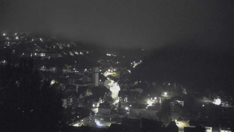 Dieses Bild zeigt eine Webcam-Aufnahme von Ottenhöfen, aufgenommen am Montag, den 19.10.2026 um 01:00 Uhr