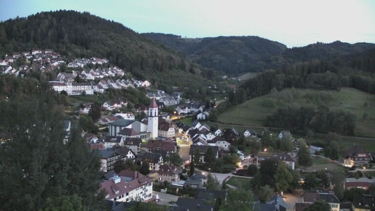 Dieses Bild zeigt eine Webcam-Aufnahme von Ottenhöfen, aufgenommen am Donnerstag, den 17.09.2026 um 20:00 Uhr