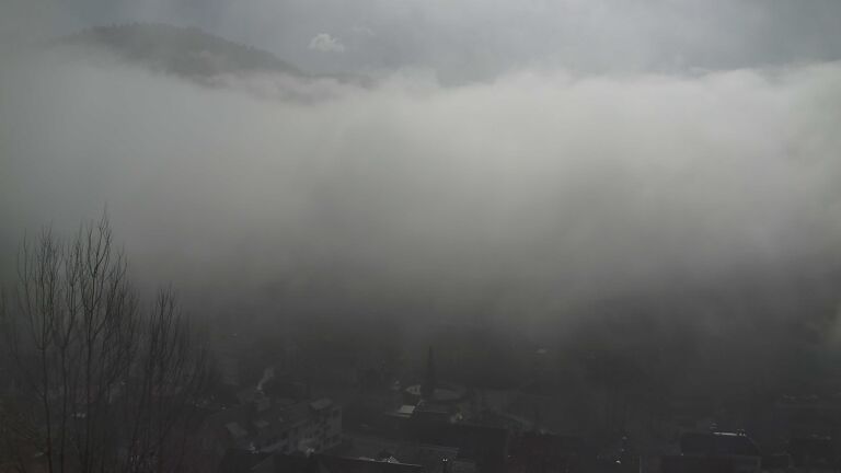 Dieses Bild zeigt eine Webcam-Aufnahme von Ottenhöfen, aufgenommen am Sonntag, den 08.02.2026 um 12:10 Uhr