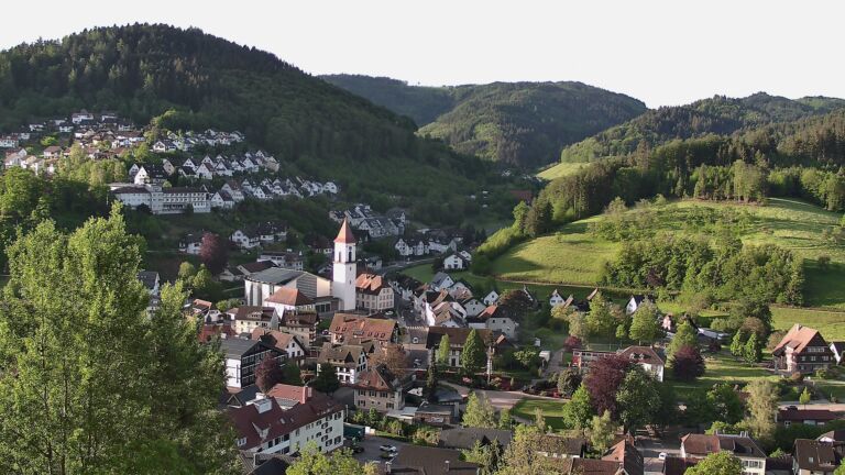 Dieses Bild zeigt eine Webcam-Aufnahme von Ottenhöfen, aufgenommen am Mittwoch, den 06.05.2026 um 07:20 Uhr