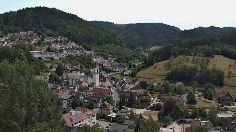 Dieses Bild zeigt eine Webcam-Aufnahme von Ottenhöfen, aufgenommen am Dienstag, den 14.07.2026 um 14:20 Uhr