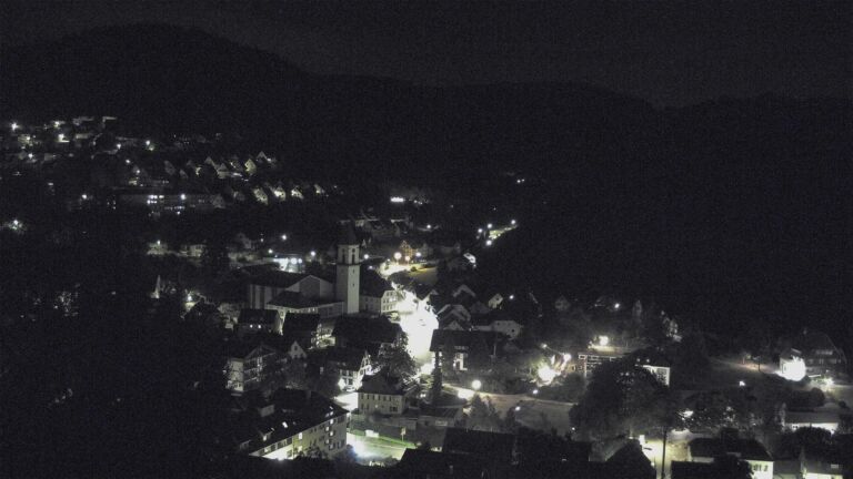 Dieses Bild zeigt eine Webcam-Aufnahme von Ottenhöfen, aufgenommen am Sonntag, den 09.08.2026 um 01:00 Uhr