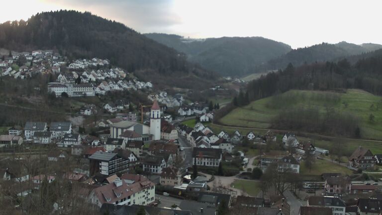 Dieses Bild zeigt eine Webcam-Aufnahme von Ottenhöfen, aufgenommen am Donnerstag, den 25.12.2025 um 09:40 Uhr