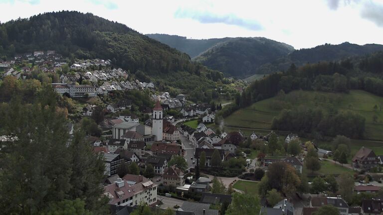 Dieses Bild zeigt eine Webcam-Aufnahme von Ottenhöfen, aufgenommen am Mittwoch, den 14.10.2026 um 12:30 Uhr