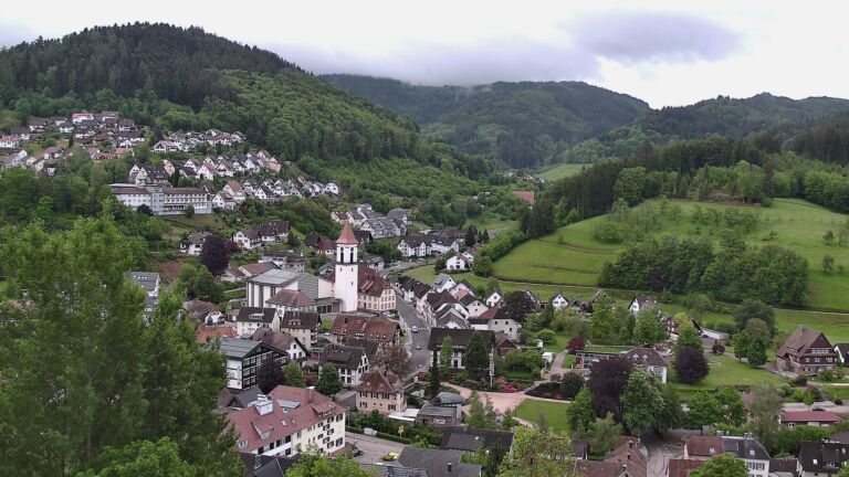 Dieses Bild zeigt eine Webcam-Aufnahme von Ottenhöfen, aufgenommen am Montag, den 11.05.2026 um 06:50 Uhr
