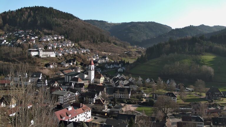 Dieses Bild zeigt eine Webcam-Aufnahme von Ottenhöfen, aufgenommen am Donnerstag, den 26.02.2026 um 16:10 Uhr