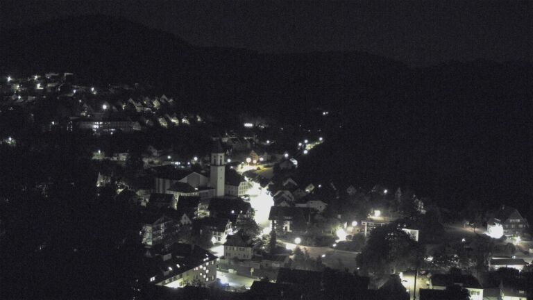 Dieses Bild zeigt eine Webcam-Aufnahme von Ottenhöfen, aufgenommen am Donnerstag, den 23.07.2026 um 04:00 Uhr
