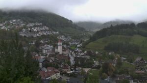 Dieses Bild zeigt eine Webcam-Aufnahme von Ottenhöfen, aufgenommen am Samstag, den 17.10.2026 um 11:10 Uhr