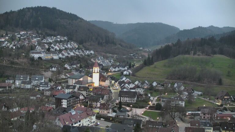 Dieses Bild zeigt eine Webcam-Aufnahme von Ottenhöfen, aufgenommen am Samstag, den 21.03.2026 um 18:50 Uhr