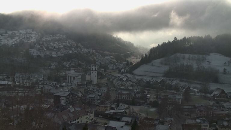 Dieses Bild zeigt eine Webcam-Aufnahme von Ottenhöfen, aufgenommen am Dienstag, den 30.12.2025 um 10:30 Uhr