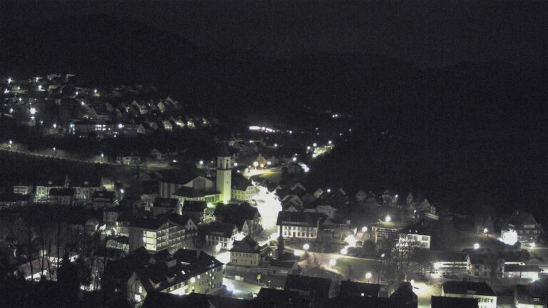 Dieses Bild zeigt eine Webcam-Aufnahme von Ottenhöfen, aufgenommen am Freitag, den 03.04.2026 um 05:30 Uhr