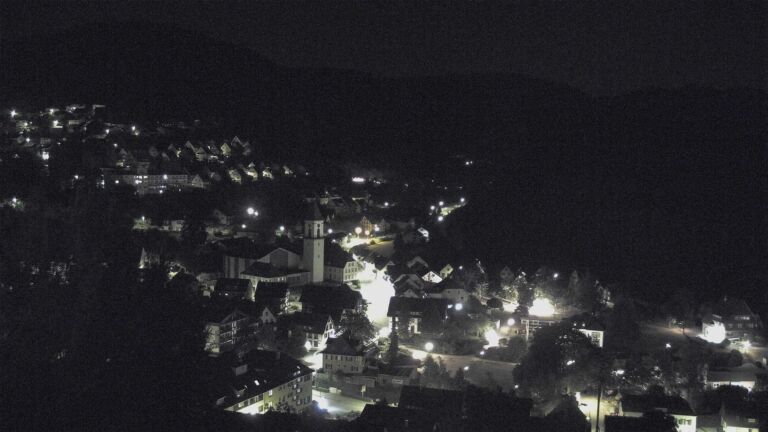 Dieses Bild zeigt eine Webcam-Aufnahme von Ottenhöfen, aufgenommen am Freitag, den 24.07.2026 um 01:00 Uhr