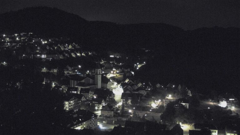 Dieses Bild zeigt eine Webcam-Aufnahme von Ottenhöfen, aufgenommen am Donnerstag, den 20.08.2026 um 23:00 Uhr