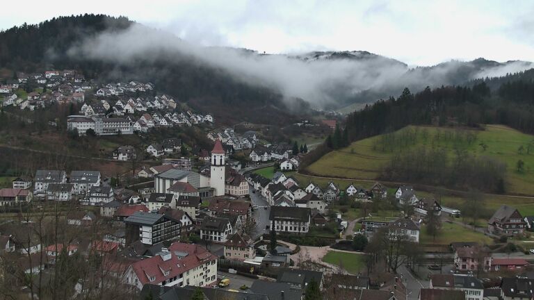 Dieses Bild zeigt eine Webcam-Aufnahme von Ottenhöfen, aufgenommen am Dienstag, den 24.02.2026 um 17:30 Uhr