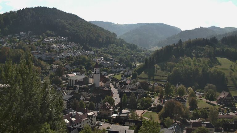 Dieses Bild zeigt eine Webcam-Aufnahme von Ottenhöfen, aufgenommen am Montag, den 05.10.2026 um 12:40 Uhr