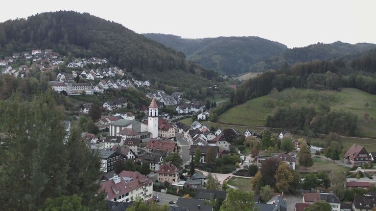 Dieses Bild zeigt eine Webcam-Aufnahme von Ottenhöfen, aufgenommen am Mittwoch, den 30.09.2026 um 07:10 Uhr