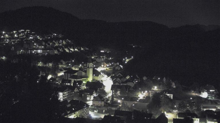 Dieses Bild zeigt eine Webcam-Aufnahme von Ottenhöfen, aufgenommen am Mittwoch, den 30.09.2026 um 21:30 Uhr