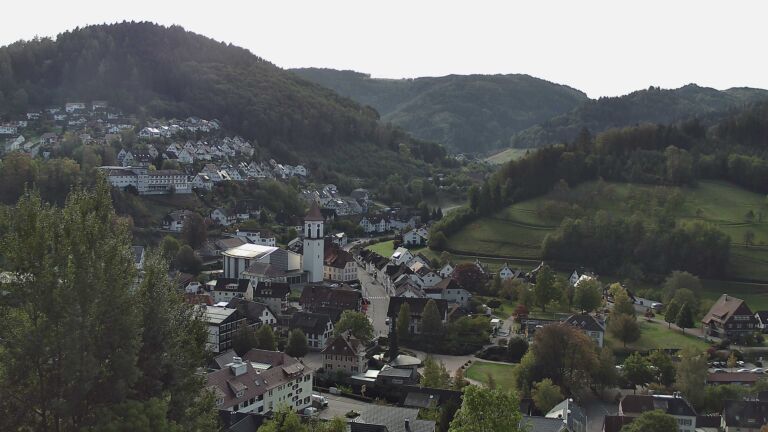 Dieses Bild zeigt eine Webcam-Aufnahme von Ottenhöfen, aufgenommen am Donnerstag, den 15.10.2026 um 11:10 Uhr