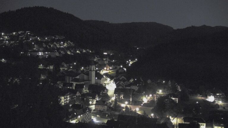 Dieses Bild zeigt eine Webcam-Aufnahme von Ottenhöfen, aufgenommen am Mittwoch, den 24.06.2026 um 23:00 Uhr