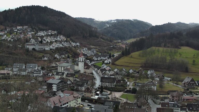 Dieses Bild zeigt eine Webcam-Aufnahme von Ottenhöfen, aufgenommen am Dienstag, den 17.02.2026 um 14:20 Uhr